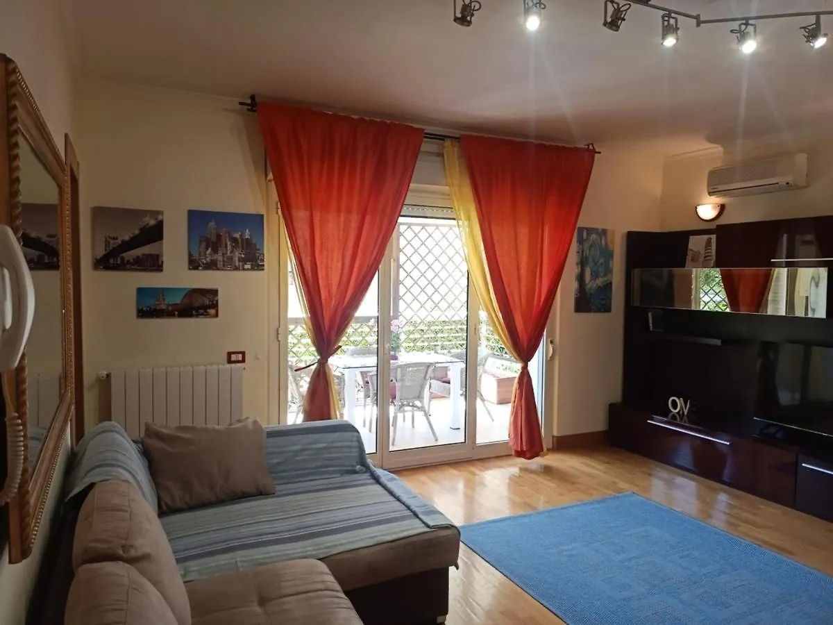 Altamira 2000 By Gabriella Apartment Rome Italy